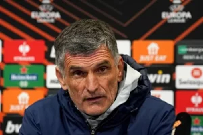 HLV Luis Mendilibar: “Sevilla đã khiến MU phải run sợ” HLV Luis Mendilibar: “Sevilla đã khiến MU phải run sợ”